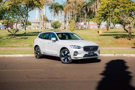 VOLVO XC60 2.0 T8 RECHARGE ULTIMATE AWD GEARTRONIC VOLVO XC60 2.0 T8 RECHARGE ULTIMATE AWD GEARTRONIC